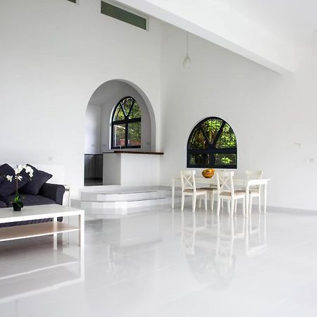Paradise Heights Luxury Apartments & Villa Beau Vallon  Exteriör bild
