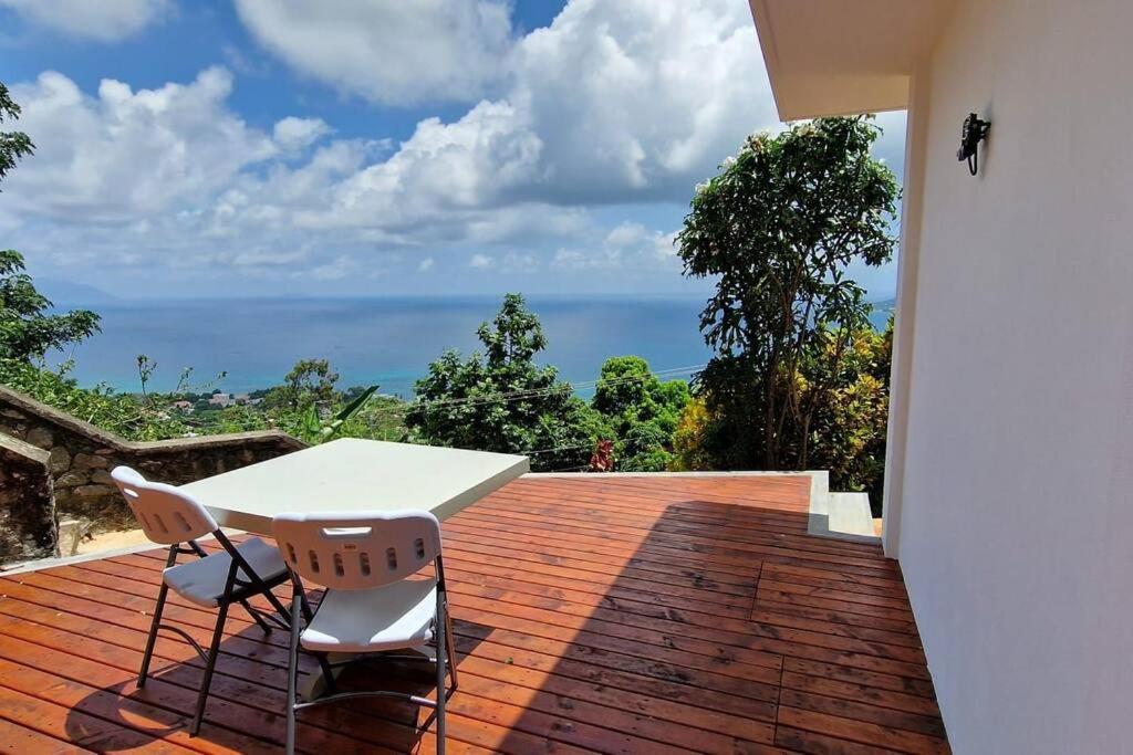 Paradise Heights Luxury Apartments & Villa Beau Vallon  Rum bild